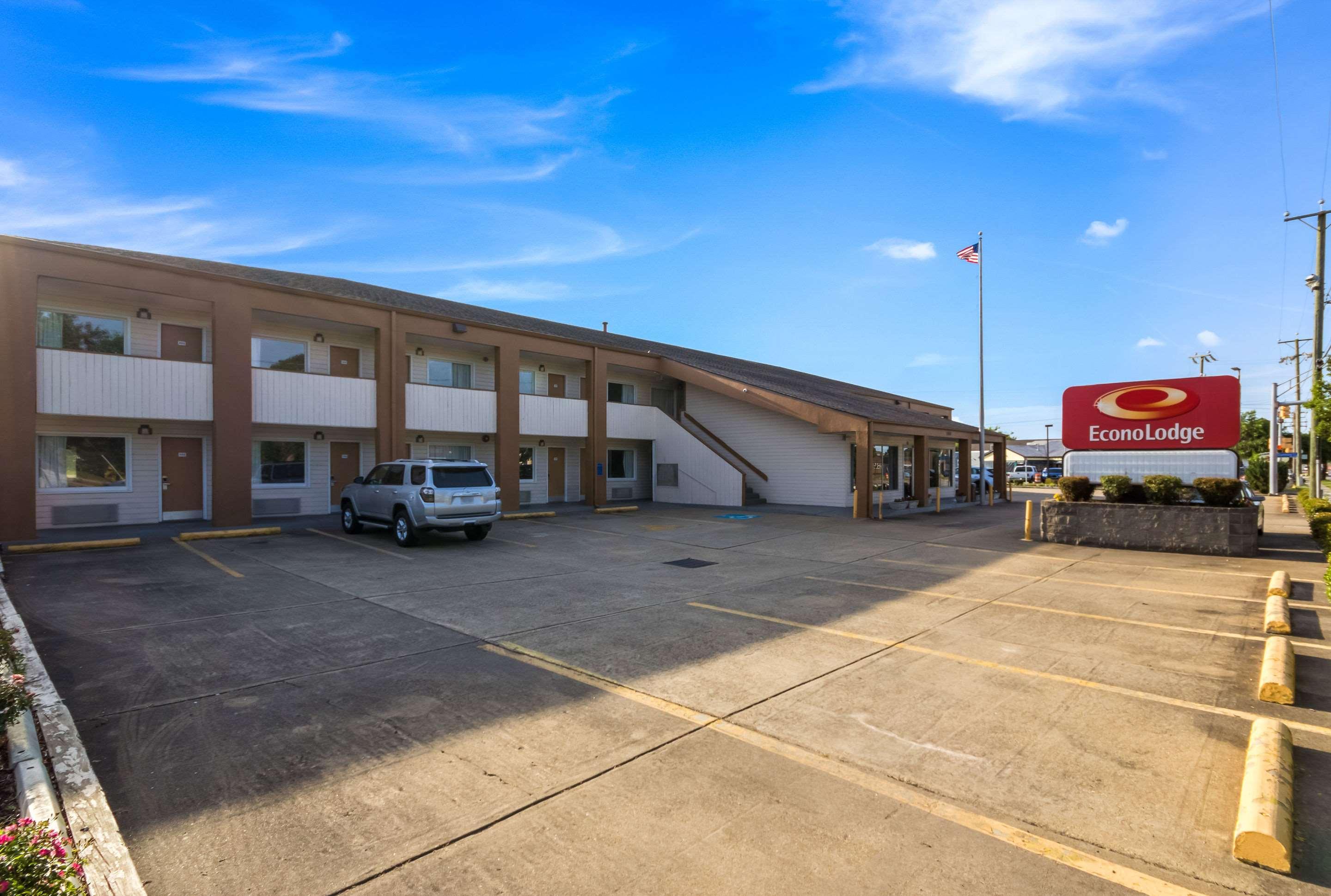 Econo Lodge Little Creek Norfolk Exterior photo